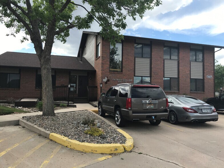 1837 Austin Bluffs Pky, Colorado Springs, CO à louer - Photo principale – Image 1 sur 23