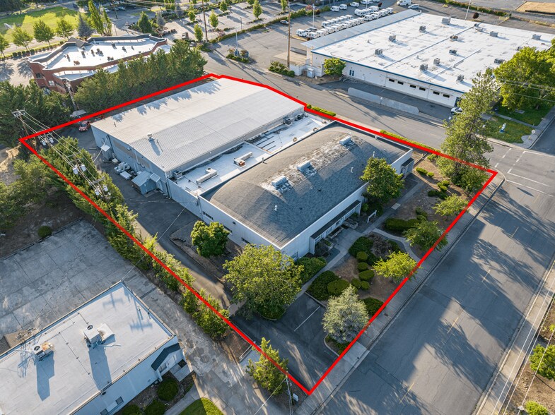 1600 NW Washington Blvd, Grants Pass, OR à louer - Photo de l’immeuble – Image 3 sur 36