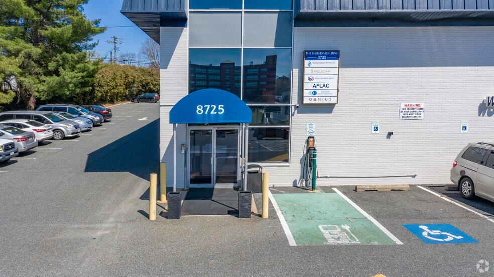 8725 Loch Raven Blvd, Towson, MD à louer - Photo de l’immeuble – Image 3 sur 3