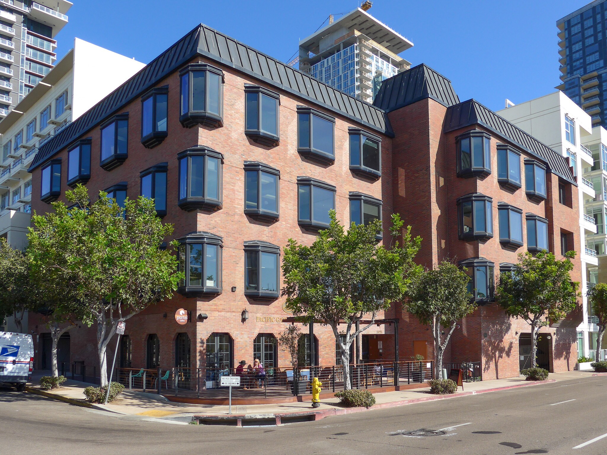 1495 Pacific Hwy, San Diego, CA à louer Photo de l’immeuble– Image 1 sur 12