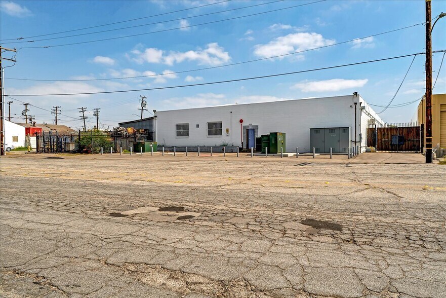 11010-11020 Santa Fe Ave, Lynwood, CA à louer - Photo de l’immeuble – Image 3 sur 10
