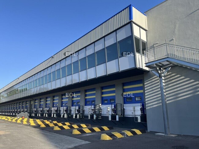Plus de détails pour Industriel/Logistique à louer