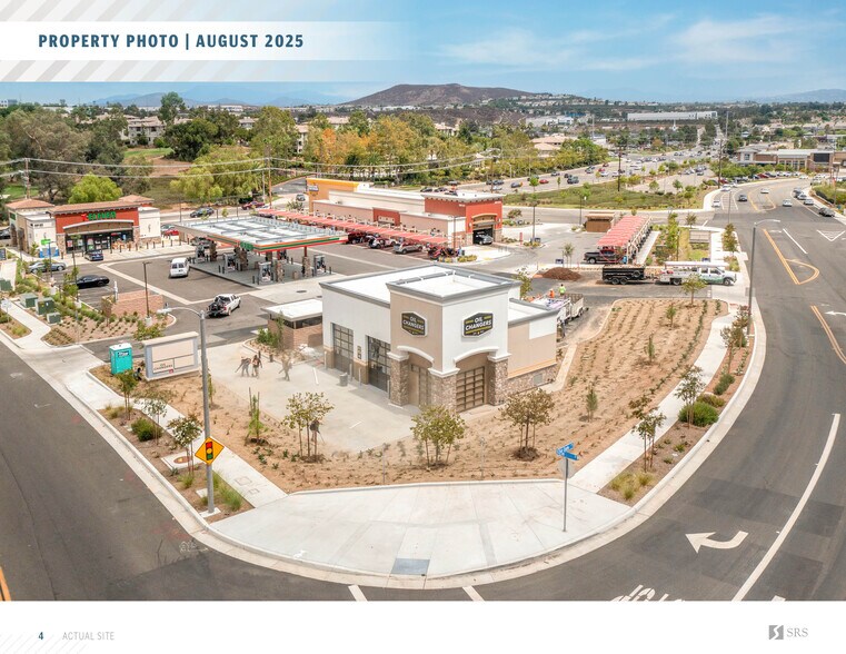 39141 Delhaven St, Murrieta, CA à vendre - Photo de l’immeuble – Image 3 sur 9