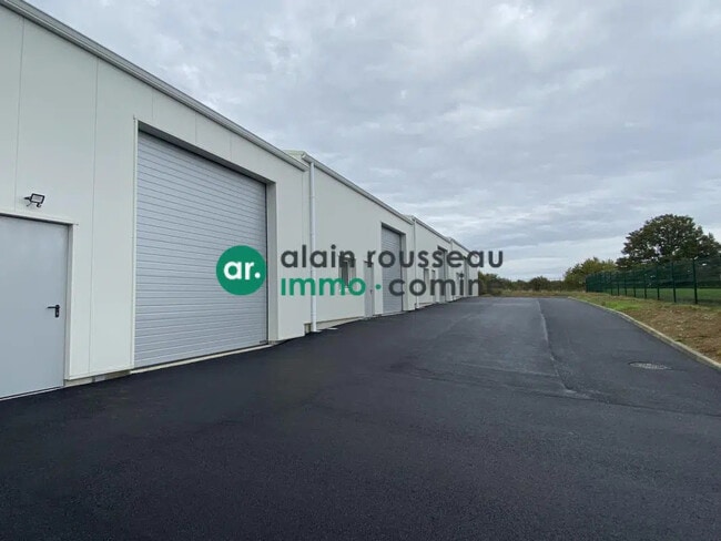 Plus de détails pour Local d’activités à vendre