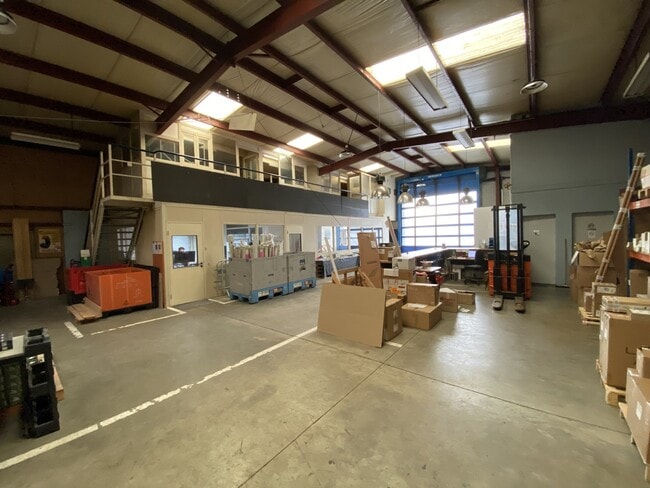 Plus de détails pour Industriel/Logistique à vendre