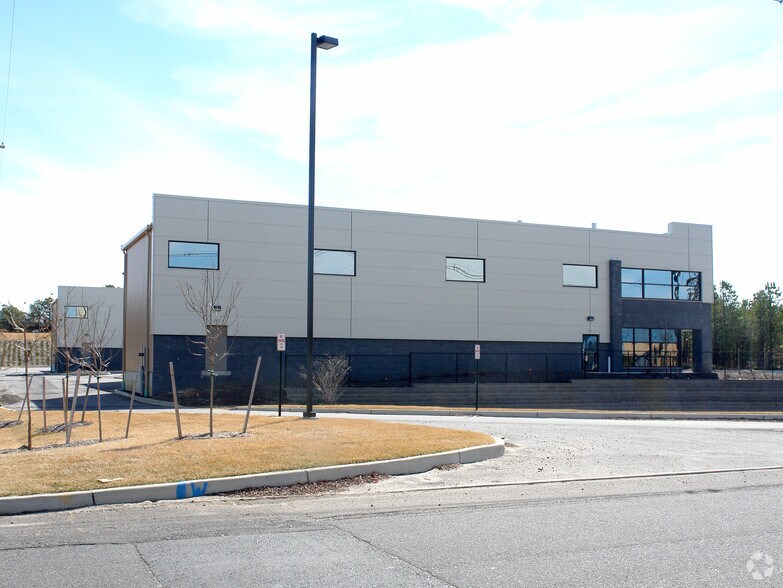Wall Township, 5044 Industrial Rd Sale portefeuille de 2 biens à vendre sur LoopNet.fr - Photo de l’immeuble – Image 2 sur 9