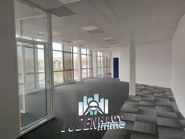 Plus de détails pour Bureau à louer
