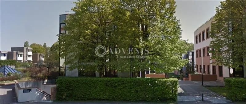 Bureau dans Jouy-en-Josas à louer - Photo de l’immeuble – Image 1 sur 7