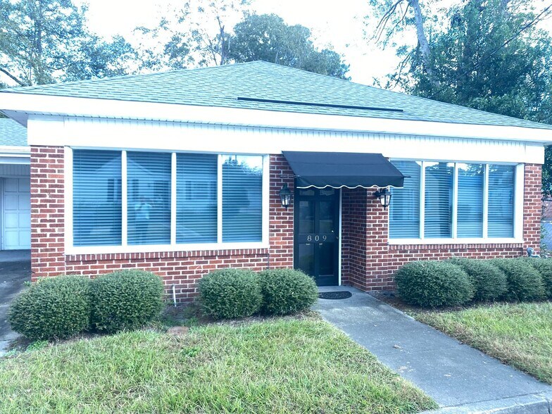 809 Rhem St, Kinston, NC à louer - Photo de l’immeuble – Image 2 sur 15