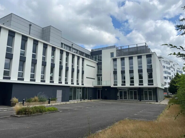 Bureau dans Rennes à louer - Photo de l’immeuble – Image 1 sur 18