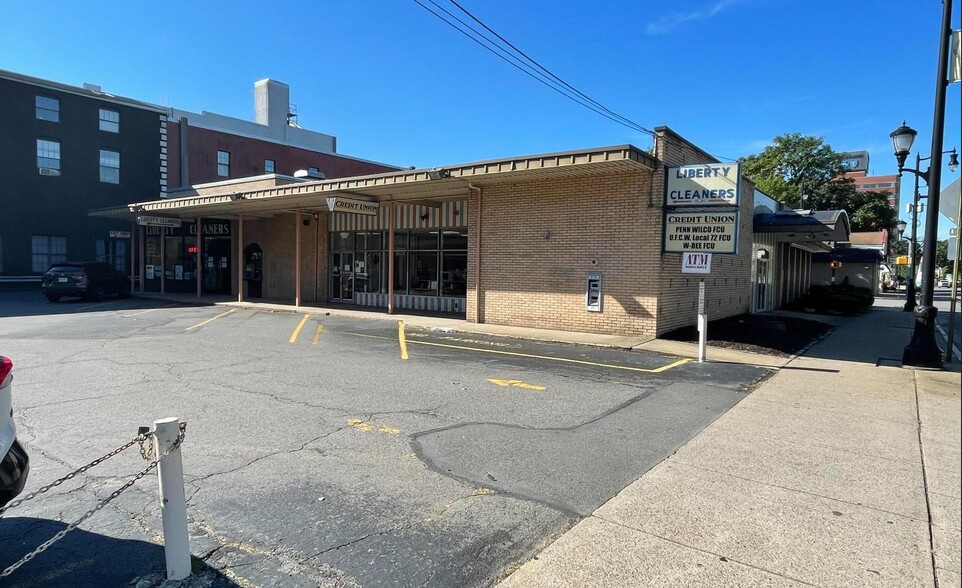 87-93 N Main St, Wilkes Barre, PA à louer - Photo principale – Image 1 sur 24