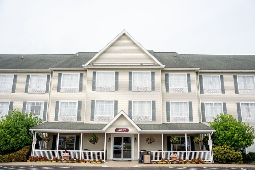 115 N Water St, Coshocton, OH à vendre - Photo de l’immeuble – Image 2 sur 17