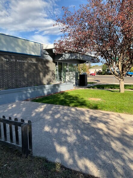 525 Randall Ave, Cheyenne, WY à louer - Photo de l’immeuble – Image 3 sur 22