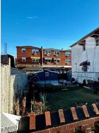 Plus de détails pour 165 28th Ave, Brooklyn, NY - Local d’activités à vendre