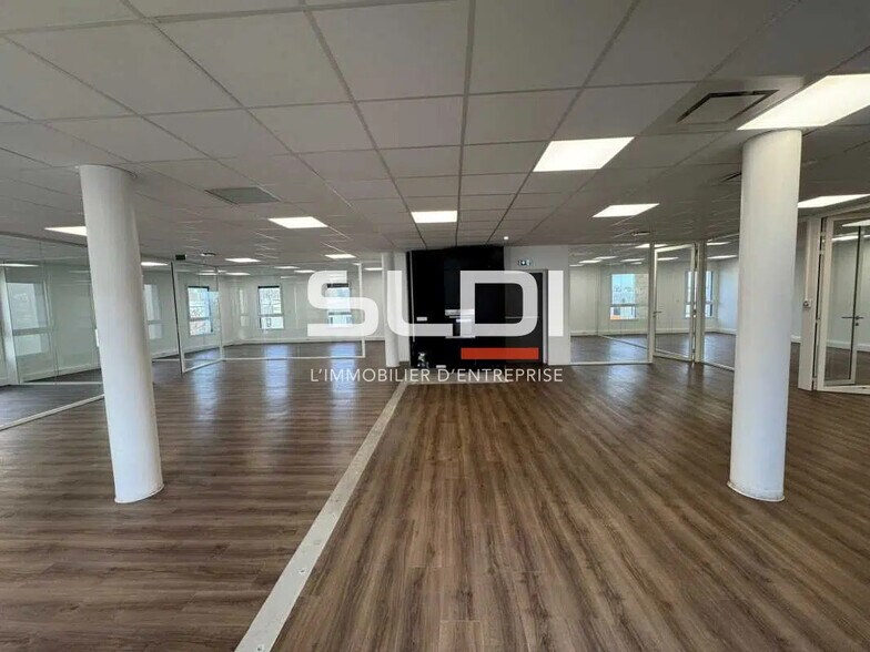 Bureau dans Dardilly à louer - Photo intérieure – Image 2 sur 4