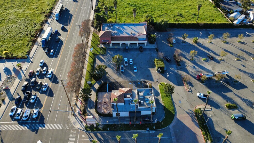 301-593 W Los Angeles Ave, Moorpark, CA à louer - Aérien – Image 3 sur 4