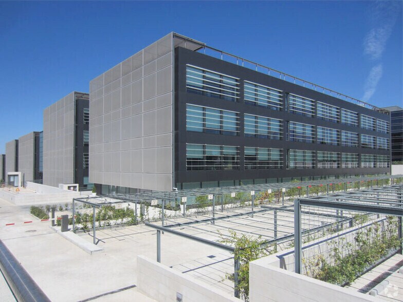 Calle de José Echegaray, 6, Las Rozas de Madrid, Madrid à louer - Photo de l’immeuble – Image 3 sur 7