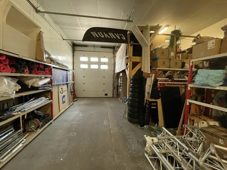 Industriel/Logistique dans Carquefou à louer - Photo de l’immeuble – Image 2 sur 8