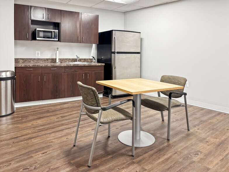 729 E Pratt, Baltimore, MD à louer - Photo intérieure – Image 2 sur 11