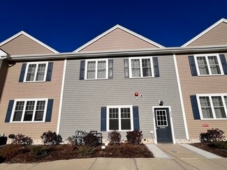 Plus de détails pour 140 N Walker St, Taunton, MA - Bureau à vendre