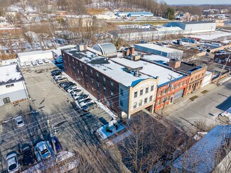 Plus de détails pour 36 Cottage St, Poughkeepsie, NY - Industriel/Logistique à vendre