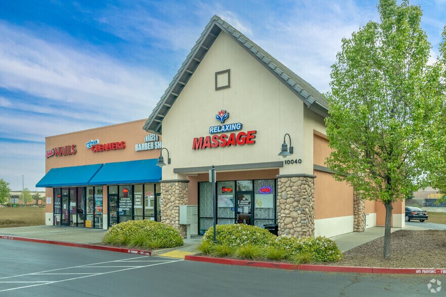 10040 Bruceville Rd, Elk Grove, CA à vendre - Photo de l’immeuble – Image 2 sur 4