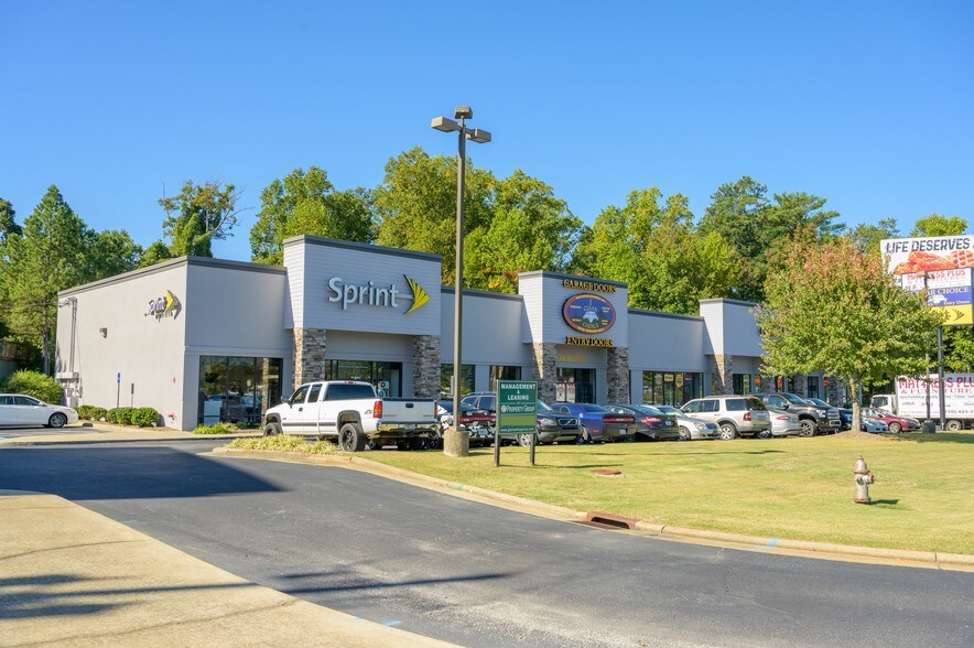 1881 Cobb Pky NW, Kennesaw, GA à louer - Photo de l’immeuble – Image 3 sur 5