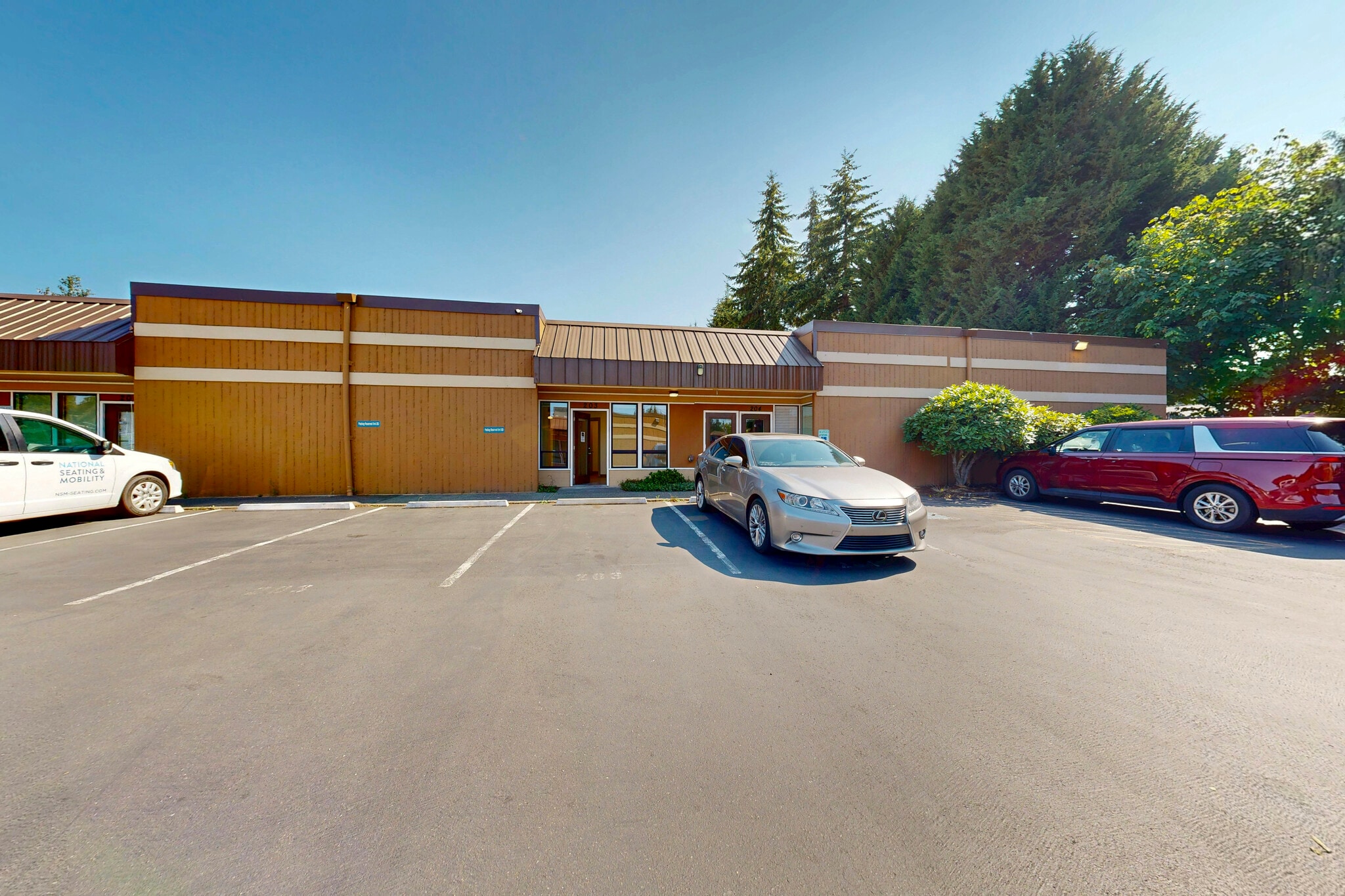 5707 Lacey Blvd, Lacey, WA à louer Photo de l’immeuble– Image 1 sur 13