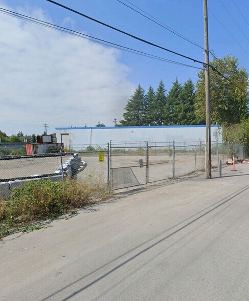 5650 Beresford St, Burnaby, BC à louer - Photo de l’immeuble – Image 2 sur 3