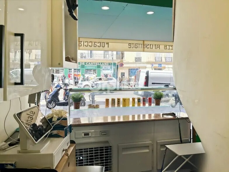 Local commercial dans Marseille à louer - Photo intérieure – Image 2 sur 6