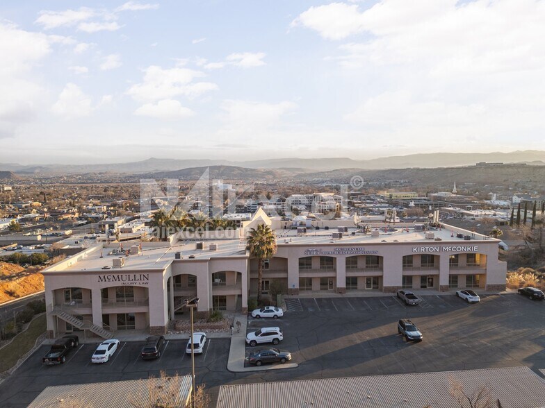 301 N 200 E, Saint George, UT à louer - Photo de l’immeuble – Image 1 sur 7