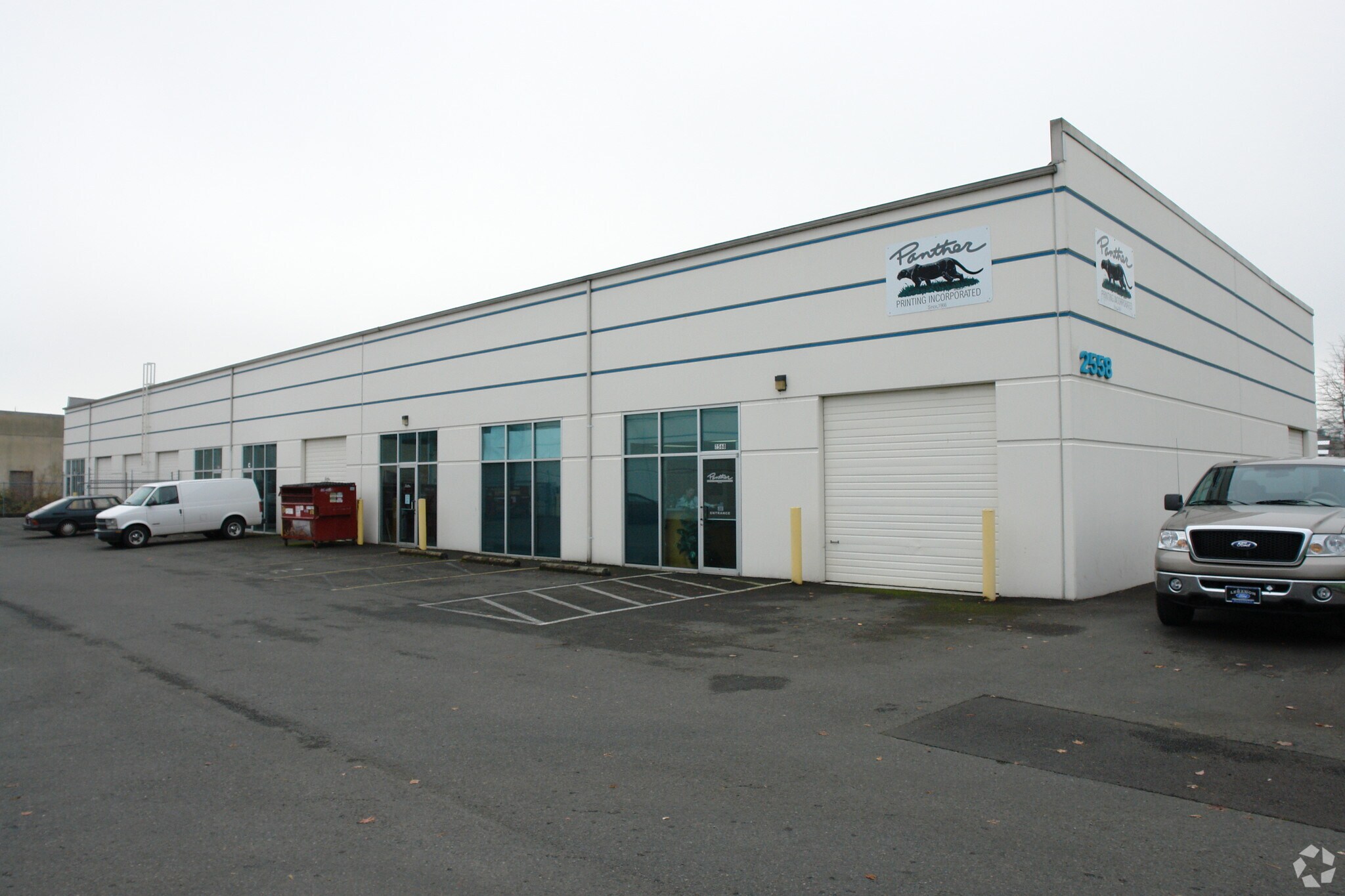 2558-2568 Pringle Rd SE, Salem, OR à louer Photo principale– Image 1 sur 3