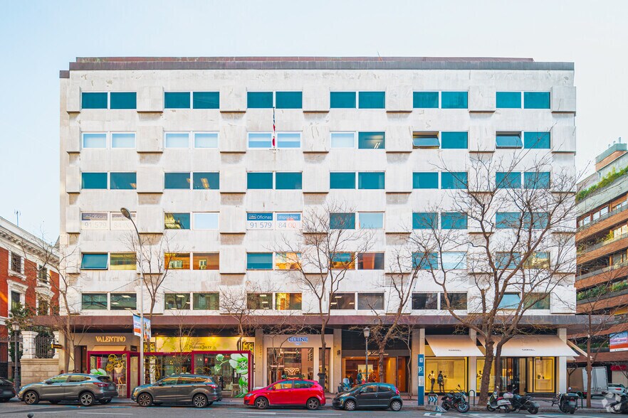 Bureau dans Madrid, Madrid à louer - Photo de l’immeuble – Image 3 sur 3