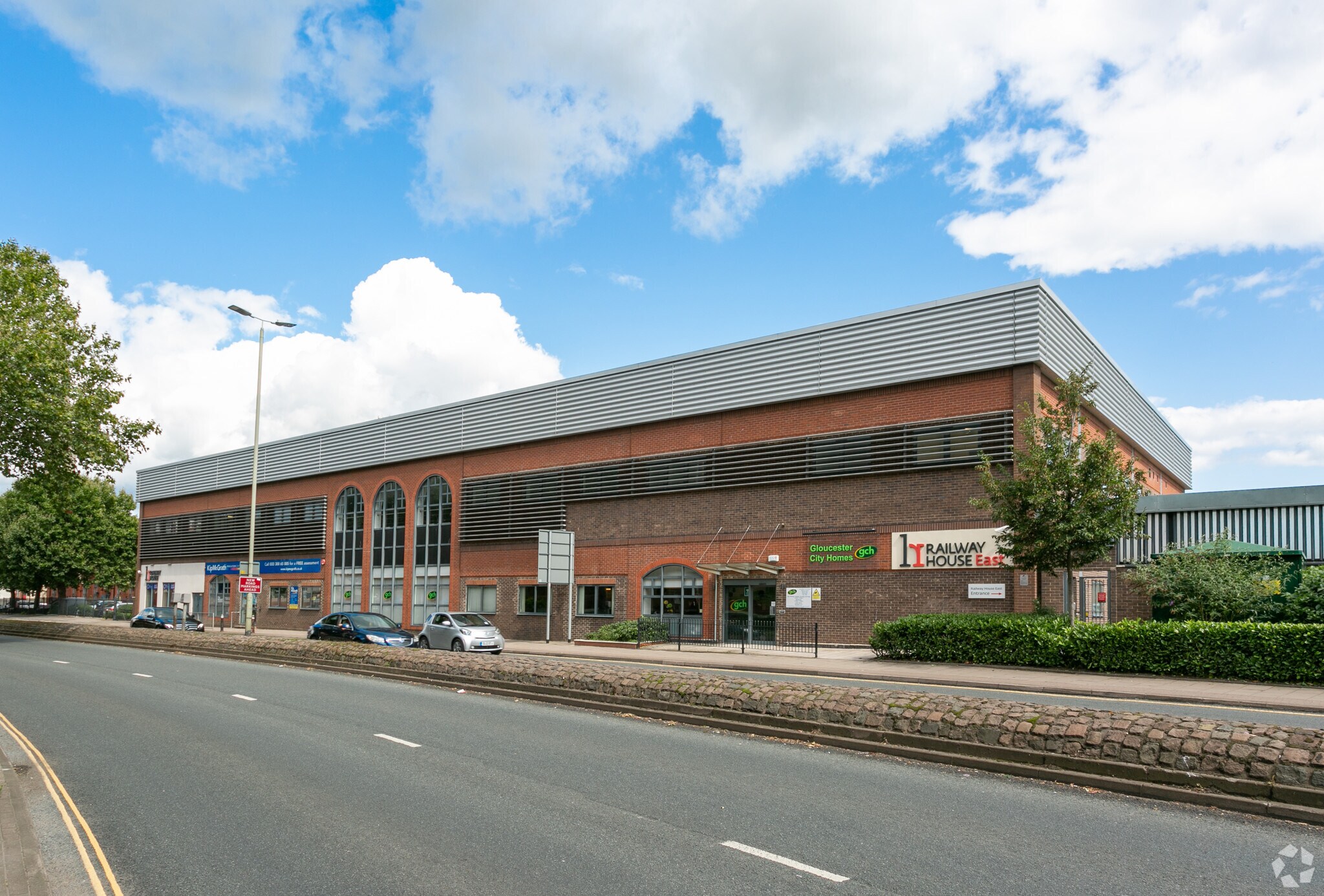 Bruton Way, Gloucester à louer Photo de l’immeuble– Image 1 sur 2
