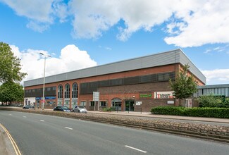 Plus de détails pour Bruton Way, Gloucester - Bureau à louer