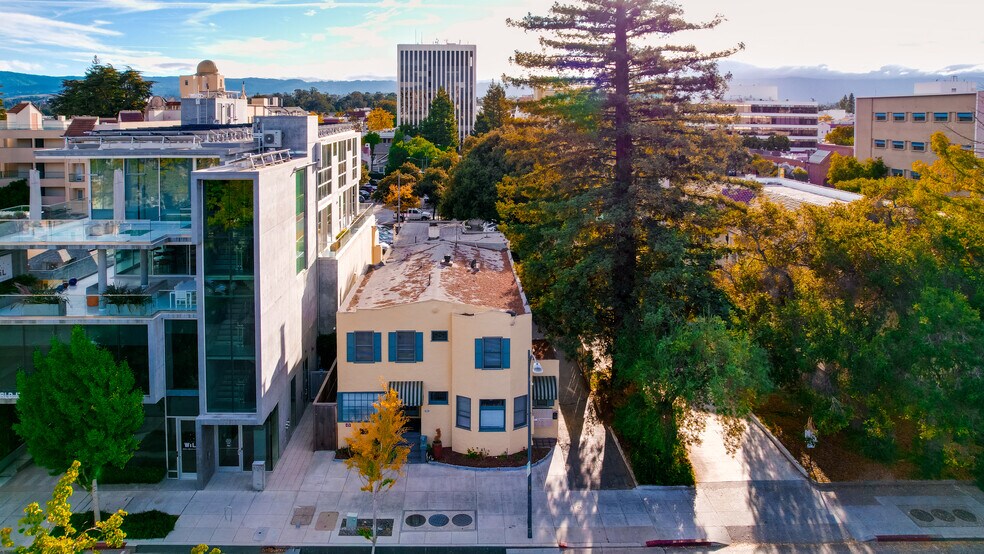 628 Waverley St, Palo Alto, CA à vendre - Photo de l’immeuble – Image 3 sur 49