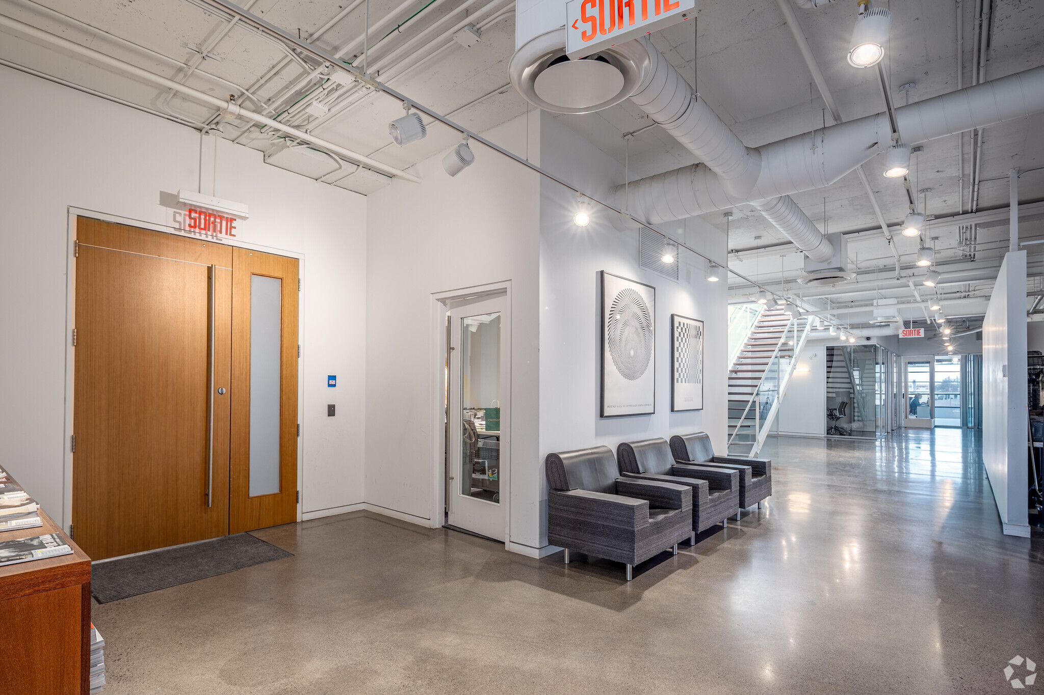 6750 Av de l'Esplanade, Montréal, QC à louer Photo intérieure– Image 1 sur 7