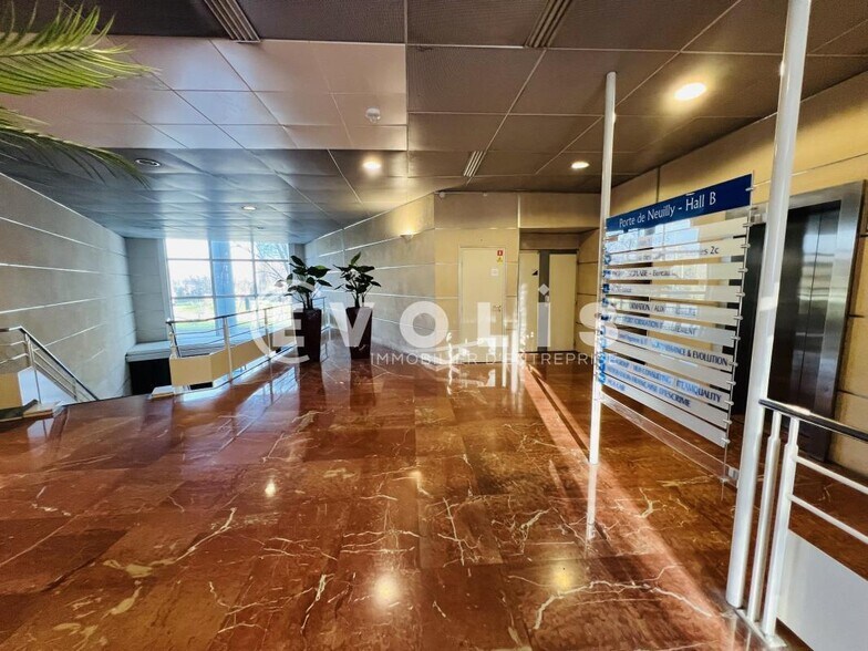 9-10 Porte De Neuilly, Noisy-le-Grand à louer - Photo de l’immeuble – Image 2 sur 14