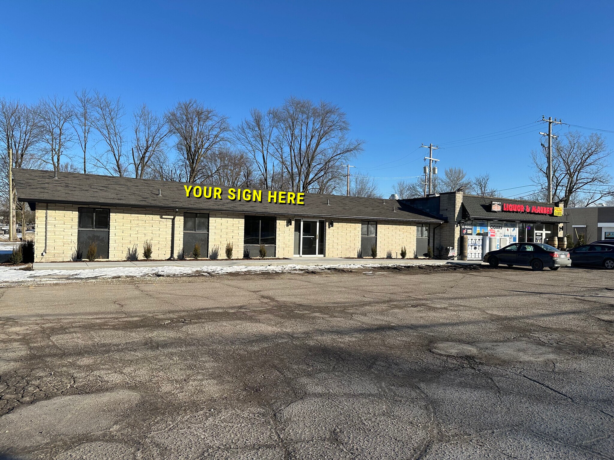 40660-40666 5 Mile Rd, Plymouth, MI à louer Photo de l’immeuble– Image 1 sur 7