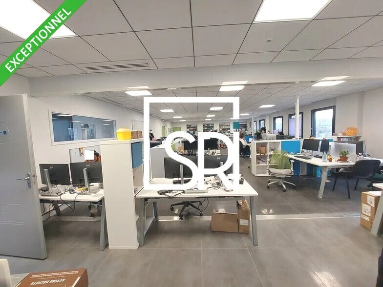 Bureau dans Cournon-d'Auvergne à vendre - Photo de l’immeuble – Image 1 sur 12