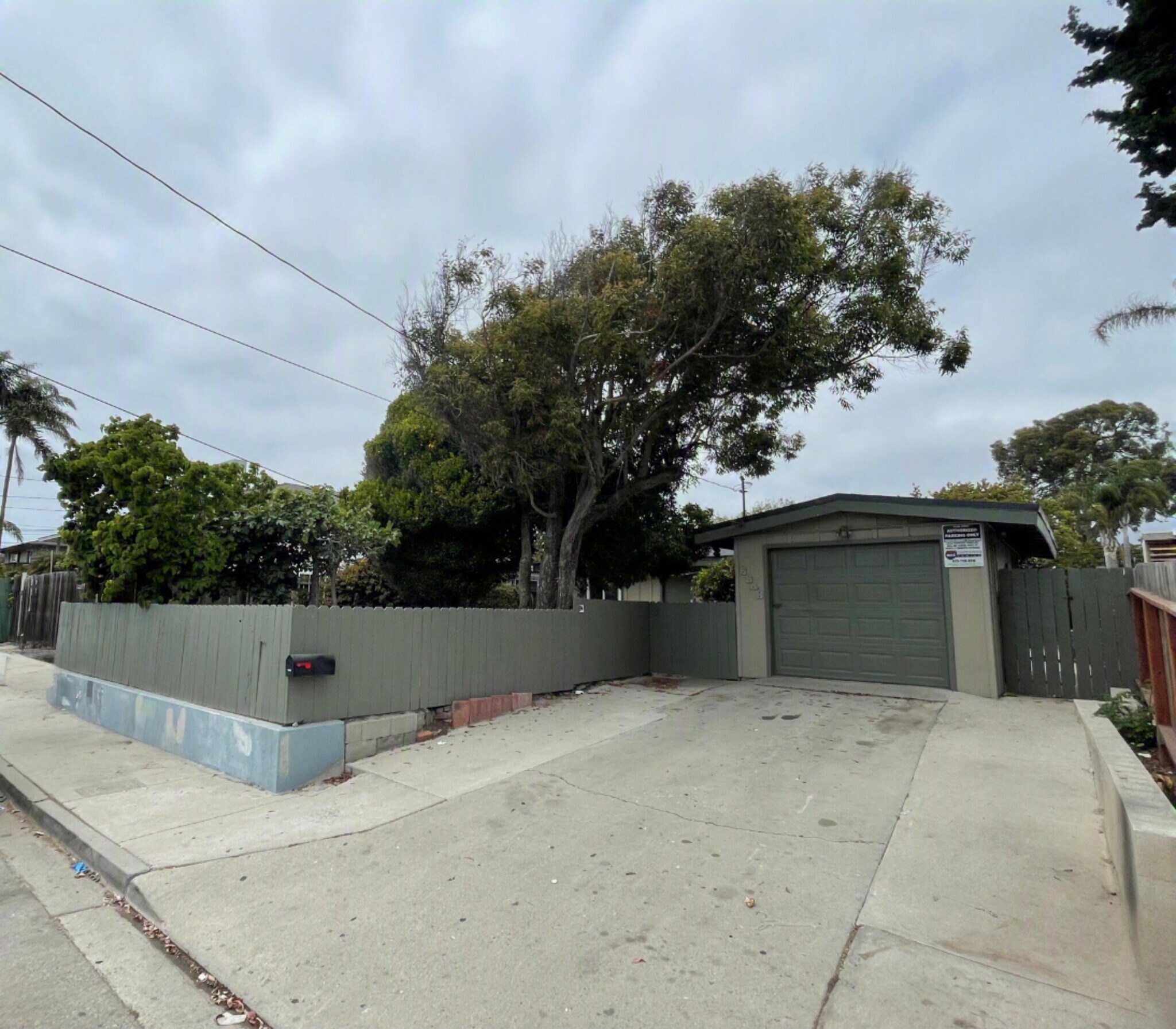 6648 Del Playa Dr, Goleta, CA à vendre Photo de l’immeuble– Image 1 sur 23