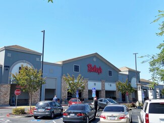 Plus de détails pour 4810-4900 Elk Grove Blvd, Elk Grove, CA - Local commercial à louer