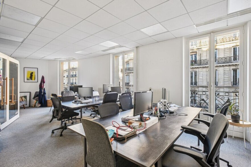 44 Rue La Fayette, Paris à louer - Photo intérieure – Image 3 sur 9
