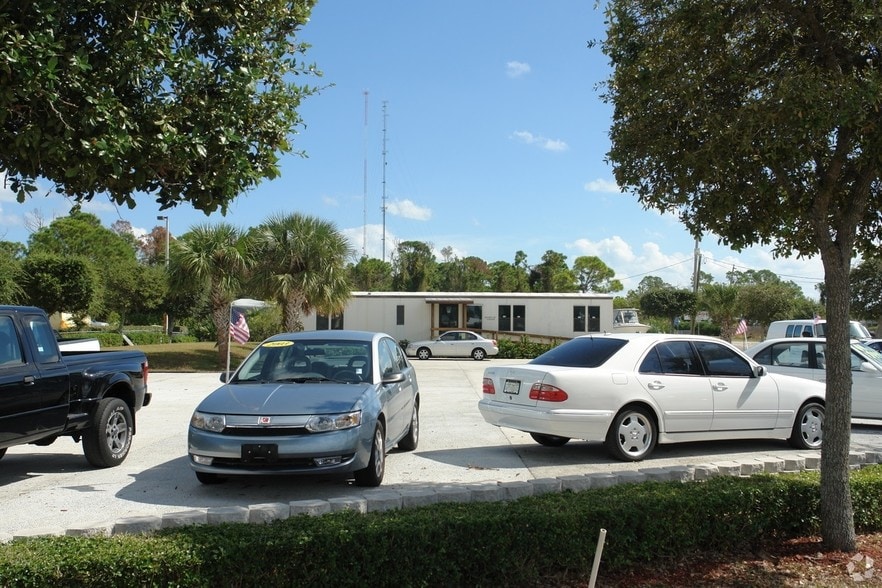 7770 S US Highway 1, Port Saint Lucie, FL à vendre - Photo de l’immeuble – Image 2 sur 9