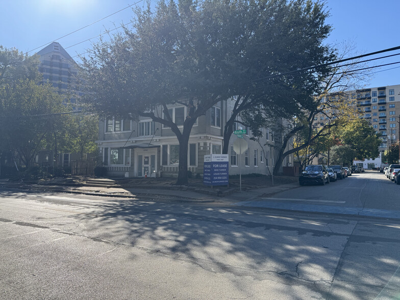 2707 Routh St, Dallas, TX à louer - Photo de l’immeuble – Image 2 sur 3