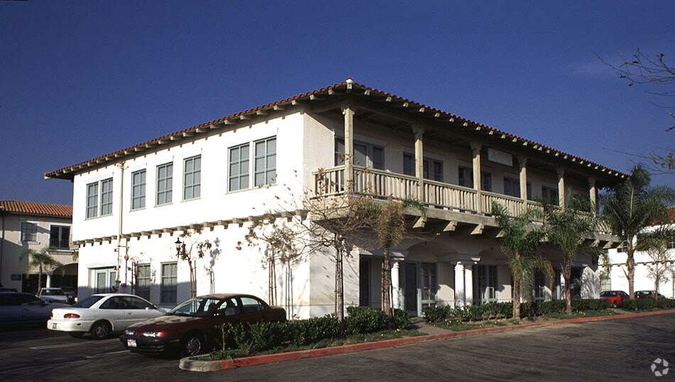 27123 Calle Arroyo, San Juan Capistrano, CA à louer - Photo de l’immeuble – Image 2 sur 9