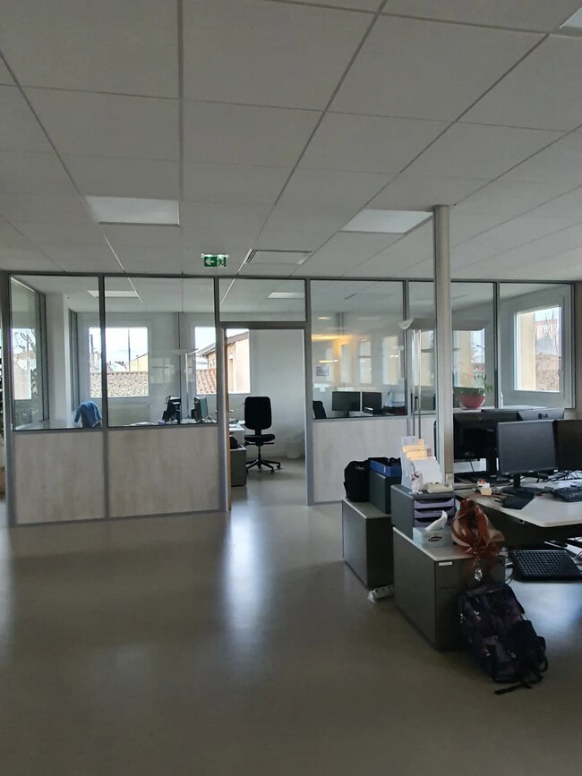 Plus de détails pour 91 Rue Titus Bartoli, Digoin - Bureau à vendre