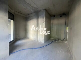 Plus de détails pour Local commercial à louer