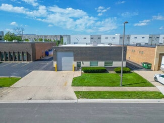 Plus de détails pour 450 Bennett Rd, Elk Grove Village, IL - Local d'activités à louer