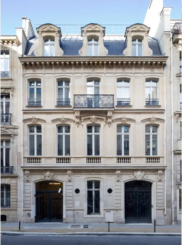 38 Rue La Bruyère, Paris à louer Photo de l’immeuble– Image 1 sur 20